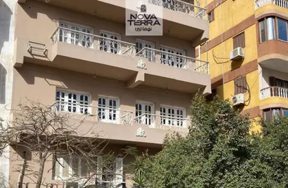 Whole Building - 5 Bedrooms - 6 Bathrooms for sale in Street 19 - 5th District - 6 October City - Giza
