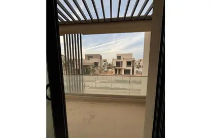 Villa - 4 Bedrooms - 4 Bathrooms for sale in Sodic East - 6th District - New Heliopolis - Cairo