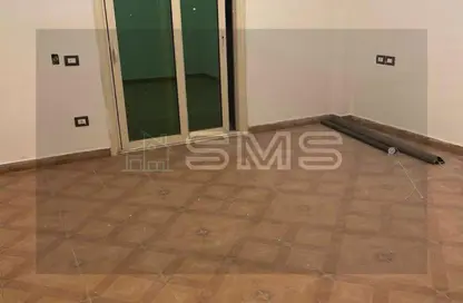 شقة - 4 غرف نوم - 1 حمام للايجار في شارع رقم 33 - الحي الاول - التجمع الخامس - مدينة القاهرة الجديدة - القاهرة شقة - 4 غرف نوم - 1 حمام للايجار في شارع رقم 33 - الحي الاول - التجمع الخامس - مدينة القاهرة الجديدة - القاهرة