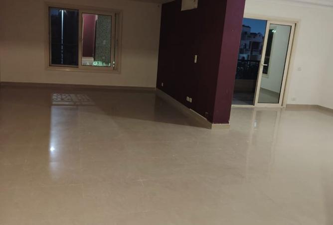 8027071 - Property Image 3