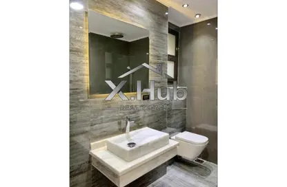Apartment - 3 Bedrooms - 4 Bathrooms for sale in The Courtyards - Sheikh Zayed Compounds - Sheikh Zayed City - Giza