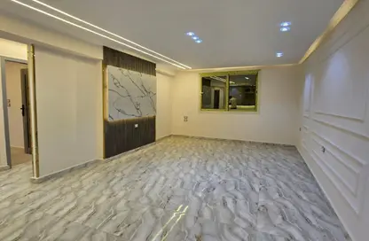 Apartment - 3 Bedrooms - 2 Bathrooms for sale in Al Lebeny Axis - El Mariouteya - Faisal - Hay El Haram - Giza