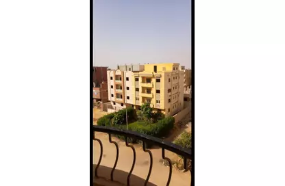 Apartment - 2 Bedrooms - 1 Bathroom for sale in El Motamayez District - Badr City - Cairo