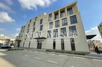 بناية كاملة - استوديو - 6 حمامات للبيع في ديستريكت 5 - كمبوندات التجمع الخامس - التجمع الخامس - مدينة القاهرة الجديدة - القاهرة
