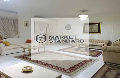 Apartment - 3 Bedrooms - 3 Bathrooms for sale in Mohi Al Din Abou El Ezz St. - Mohandessin - Giza