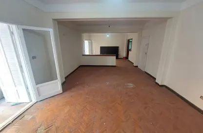 شقة - 3 غرف نوم - 1 حمام للبيع في شارع سوريا - المهندسين - الجيزة