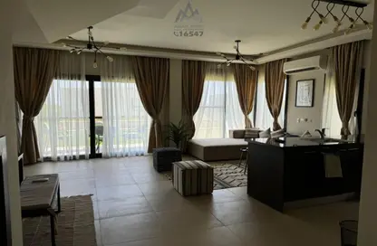 فيلا - 3 غرف نوم - 3 حمامات للبيع في أزهى - العين السخنة - السويس