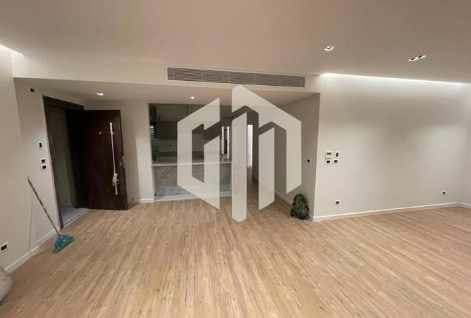 8205841 - Property Image 3