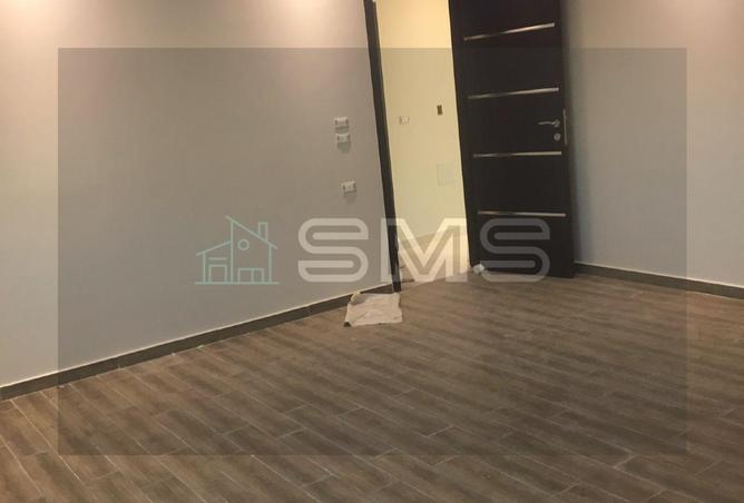 8018793 - Property Image 3