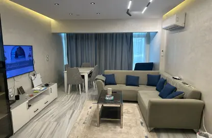Apartment - 2 Bedrooms - 1 Bathroom for rent in Street 221 - Degla - Hay El Maadi - Cairo