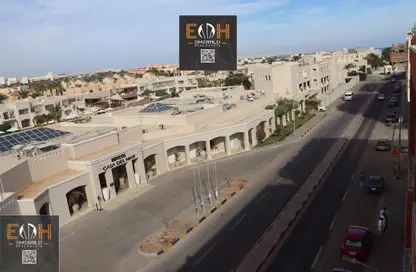 Apartment - 2 Bedrooms - 1 Bathroom for sale in Magawish - Hurghada - Red Sea