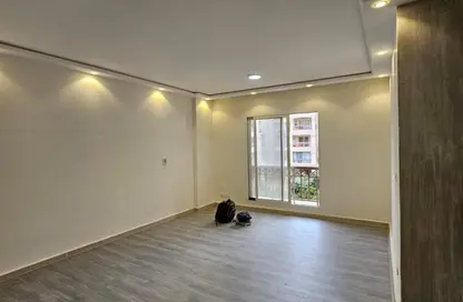 Apartment - 3 Bedrooms - 2 Bathrooms for sale in Madinaty - Cairo
