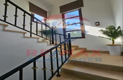فيلا - 4 غرف نوم - 4 حمامات للايجار في ميفيدا - كمبوندات التجمع الخامس - التجمع الخامس - مدينة القاهرة الجديدة - القاهرة