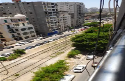 شقة - 3 غرف نوم - 2 حمامات للايجار في سبورتنج - حي شرق - الاسكندرية