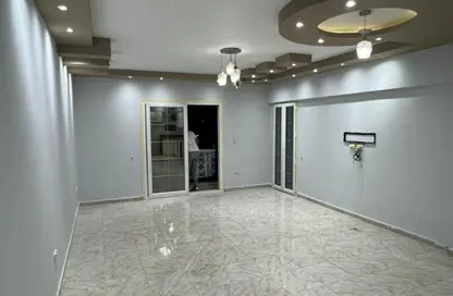 Apartment - 2 Bedrooms - 1 Bathroom for sale in El Rehab Extension - Al Rehab - New Cairo City - Cairo