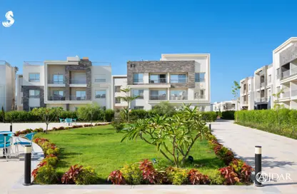 Chalet - 2 Bedrooms - 2 Bathrooms for sale in Sea View - Ras Al Hekma - North Coast