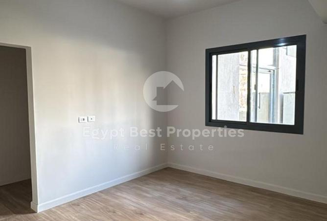 8288115 - Property Image 3