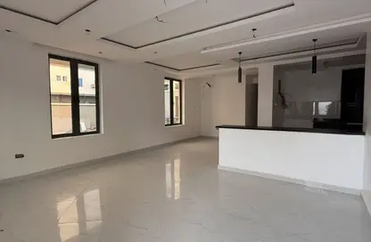 Apartment - 3 Bedrooms - 2 Bathrooms for sale in Village West - Sheikh Zayed Compounds - Sheikh Zayed City - Giza
