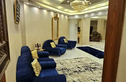 Apartment - 2 Bedrooms - 1 Bathroom for rent in Al Mesaha St. - Dokki - Giza