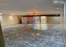شقة - 3 غرف نوم - 2 حمامات for للايجار in شارع مصطفي النحاس - المنطقة السادسة - مدينة نصر - القاهرة
