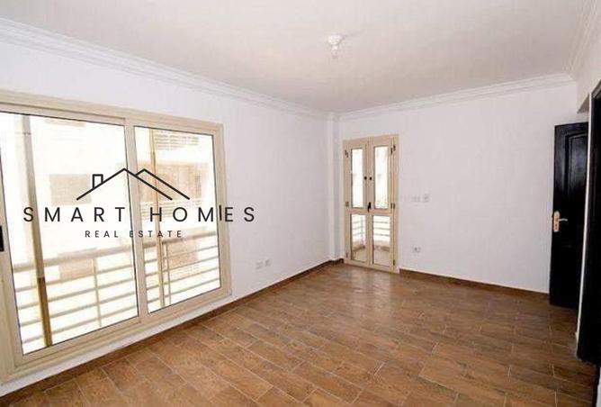 8238012 - Property Image 3