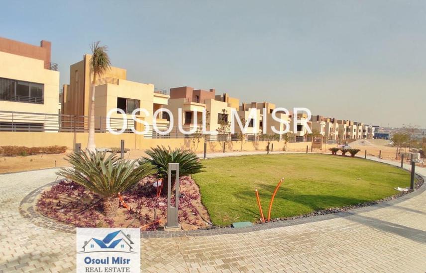 Twin House for Sale in Alma for sale in Alma Compound Ultra modern