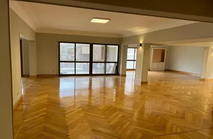 Apartment - 3 Bedrooms - 3 Bathrooms for sale in Nasr City - Cairo