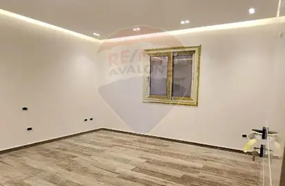 شقة - 3 غرف نوم - 3 حمامات للبيع في ميدان سموحة - سموحة - حي شرق - الاسكندرية