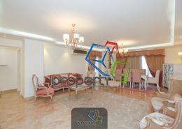 شقة - 3 غرف نوم - 2 حمامات for للايجار in شارع ميدان الشهداء - سموحة - حي شرق - الاسكندرية