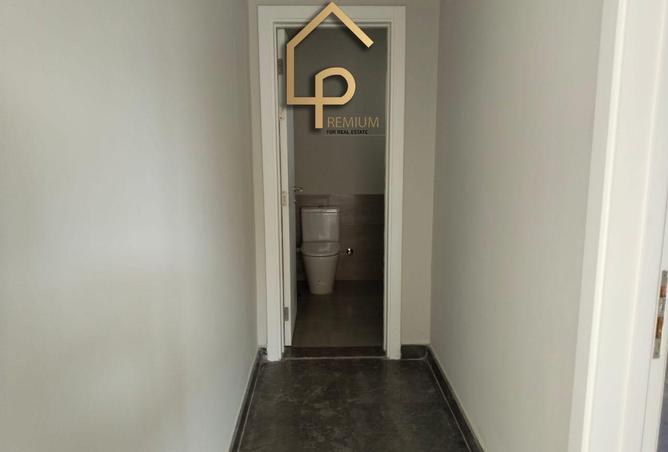 8272262 - Property Image 3