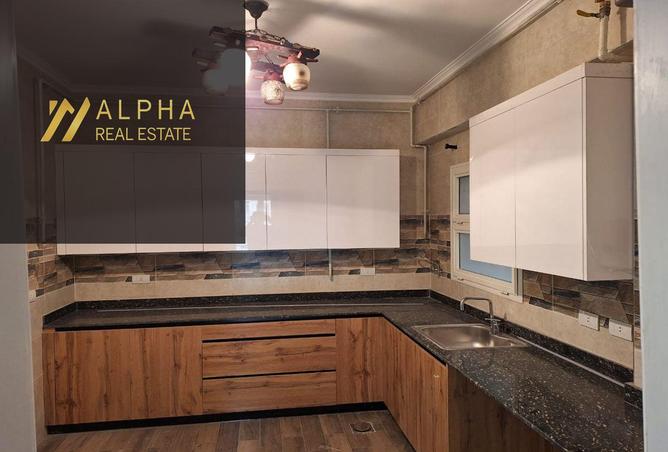 8345077 - Property Image 2