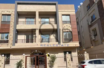Apartment - 3 Bedrooms - 2 Bathrooms for sale in Mohamed Naguib Axis - Abou El Houl - New Cairo City - Cairo