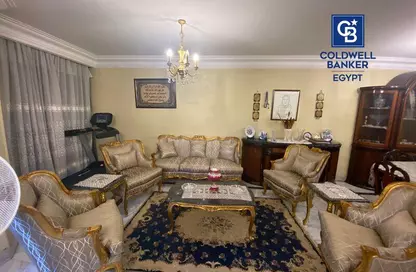 Apartment - 4 Bedrooms - 3 Bathrooms for sale in Street 100 - Maadi - Hay El Maadi - Cairo