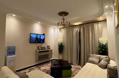 Apartment - 2 Bedrooms - 1 Bathroom for sale in Al Ashrafiya - North Investors Area - New Cairo City - Cairo