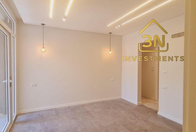 8376850 - Property Image 3