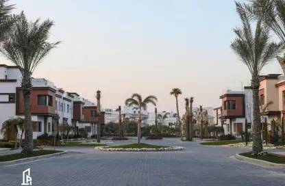 Villa - 5 Bedrooms - 6 Bathrooms for sale in Azzar - 5th Settlement Compounds - The 5th Settlement - New Cairo City - Cairo