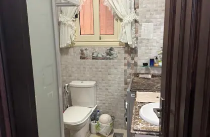 شقة - 3 غرف نوم - 2 حمامات للبيع في شارع الحكمة - الشيخ زايد - الجيزة