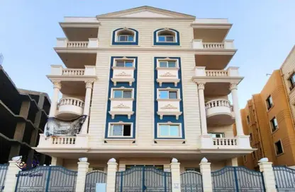 Apartment - 4 Bedrooms - 4 Bathrooms for sale in El Lotus - New Cairo City - Cairo