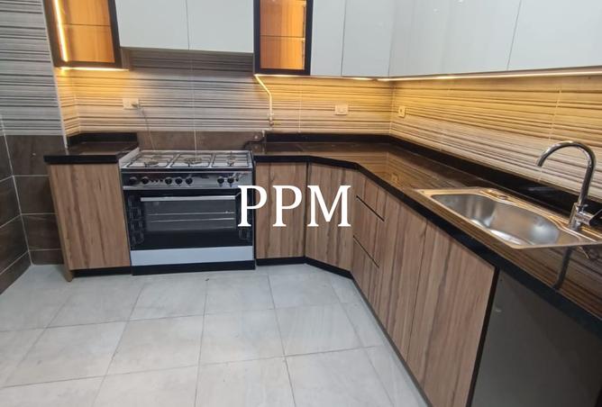 8302947 - Property Image 3