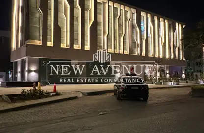 Clinic - Studio - 1 Bathroom for sale in Al Shorouk Road - 1st Neighborhood - 8th District - Shorouk City - Cairo