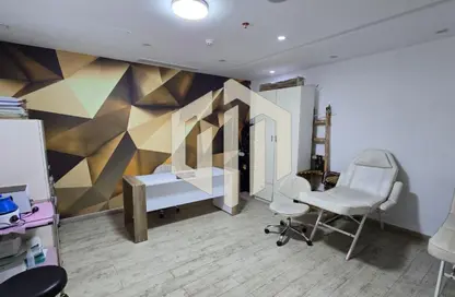 مساحات مكتبية - استوديو - 2 حمامات للايجار في فى90 - شارع التسعين الشمالي - التجمع الخامس - مدينة القاهرة الجديدة - القاهرة