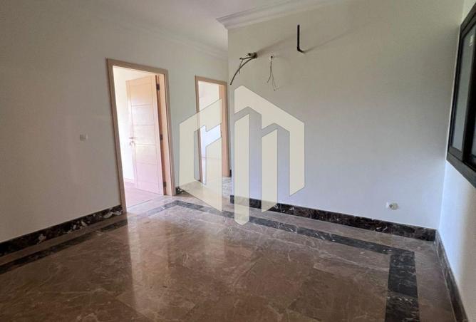 8220677 - Property Main Image