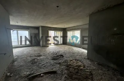Apartment - 3 Bedrooms - 3 Bathrooms for sale in Stone Residence - 5th Settlement Compounds - The 5th Settlement - New Cairo City - Cairo