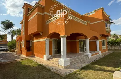 فيلا - 5 غرف نوم - 5 حمامات للايجار في بيفرلي هيلز - كمبوندات الشيخ زايد - الشيخ زايد - الجيزة