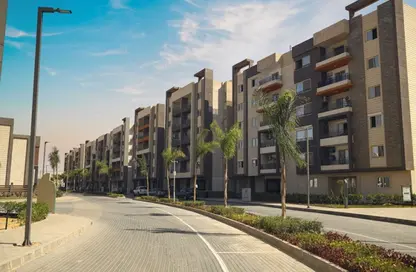 Apartment - 3 Bedrooms - 3 Bathrooms for sale in Rock Eden - Hadayek October - 6 October City - Giza