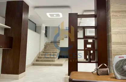 Duplex - 2 Bedrooms - 3 Bathrooms for sale in Al Arqam Ibn Abi Al Arqam St. - El Mearag City - Zahraa El Maadi - Hay El Maadi - Cairo