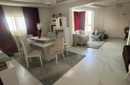 Apartment - 3 Bedrooms - 2 Bathrooms for sale in Sidi Beshr - Hay Awal El Montazah - Alexandria