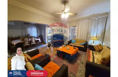 Apartment - 4 Bedrooms - 3 Bathrooms for sale in Abdullah Deraz St. - Ard El Golf - Heliopolis - Masr El Gedida - Cairo