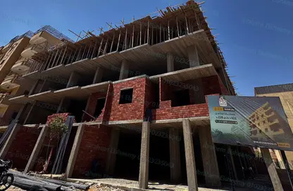 Apartment - 3 Bedrooms - 2 Bathrooms for sale in Gate 4 old - Horus - Hadayek El Ahram - Giza