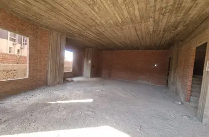 Villa - 7+ Bedrooms - 7+ Bathrooms for sale in Palm Villa - Al Wahat Road - 6 October City - Giza